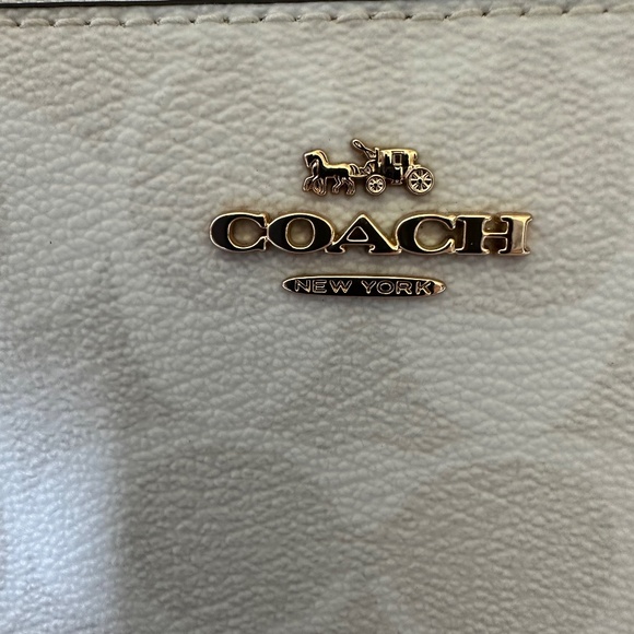 Accordion Zip Wallet In Signature Canvas - Picture 1 of 7